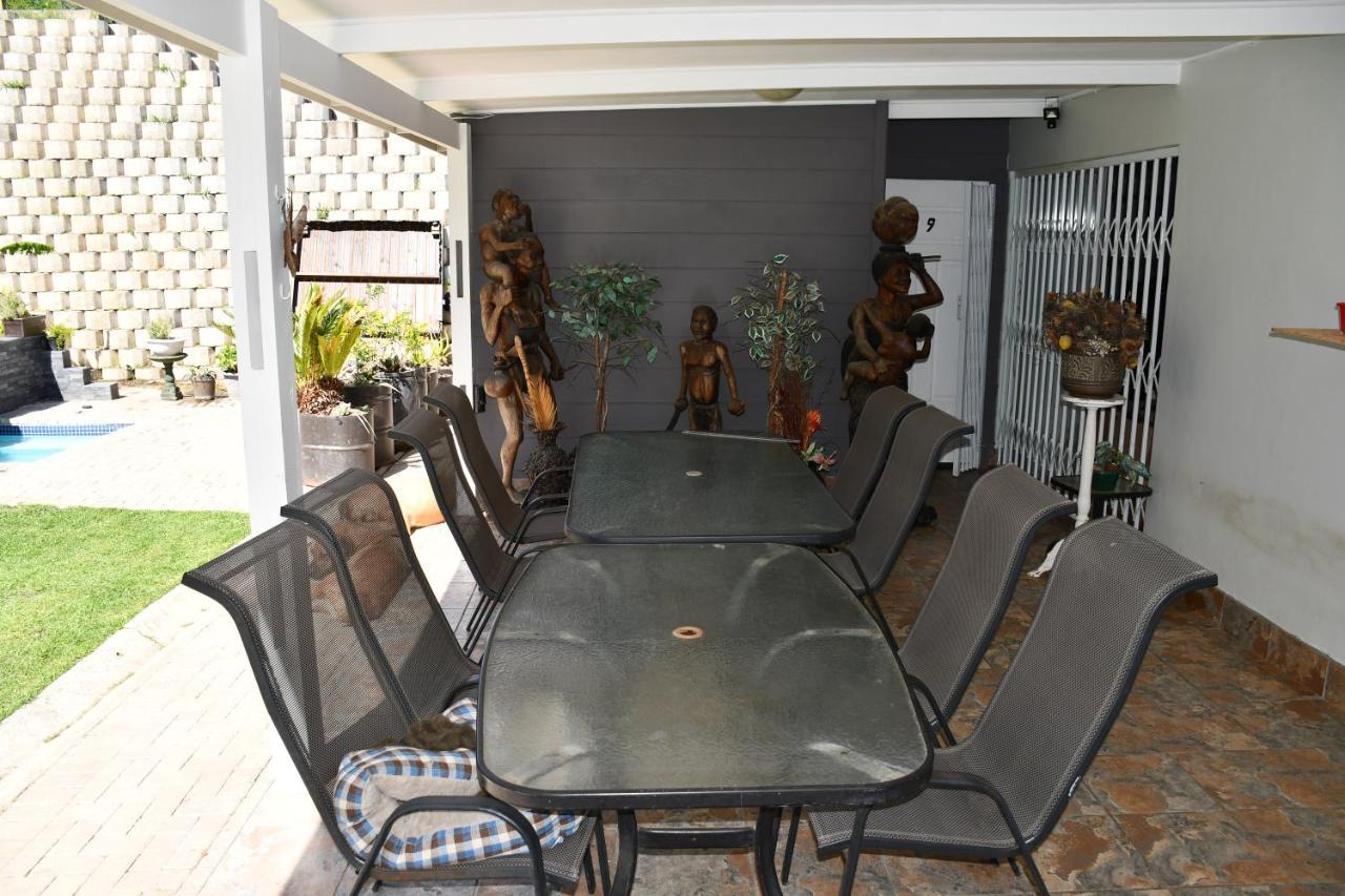 Friendz Guesthouse كنيسنا المظهر الخارجي الصورة
