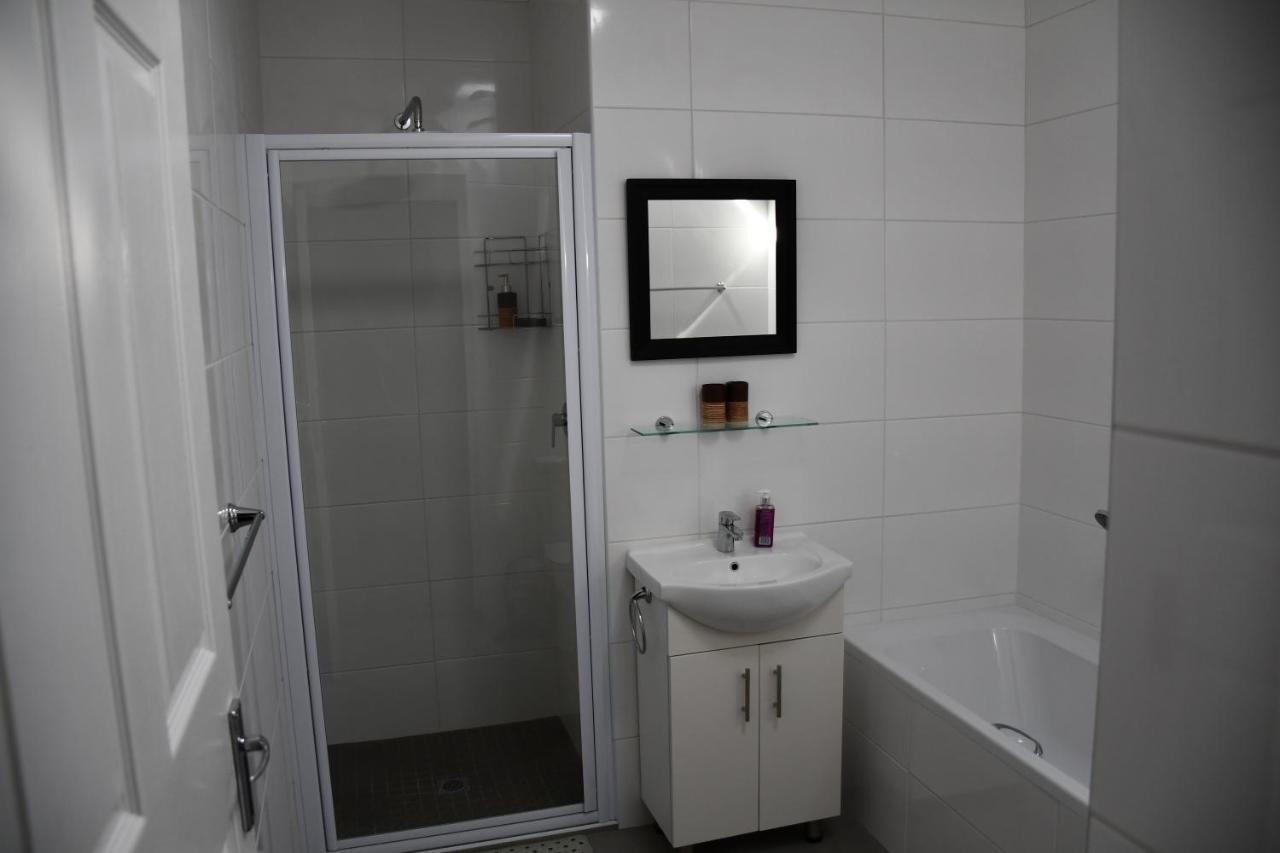 Friendz Guesthouse كنيسنا المظهر الخارجي الصورة