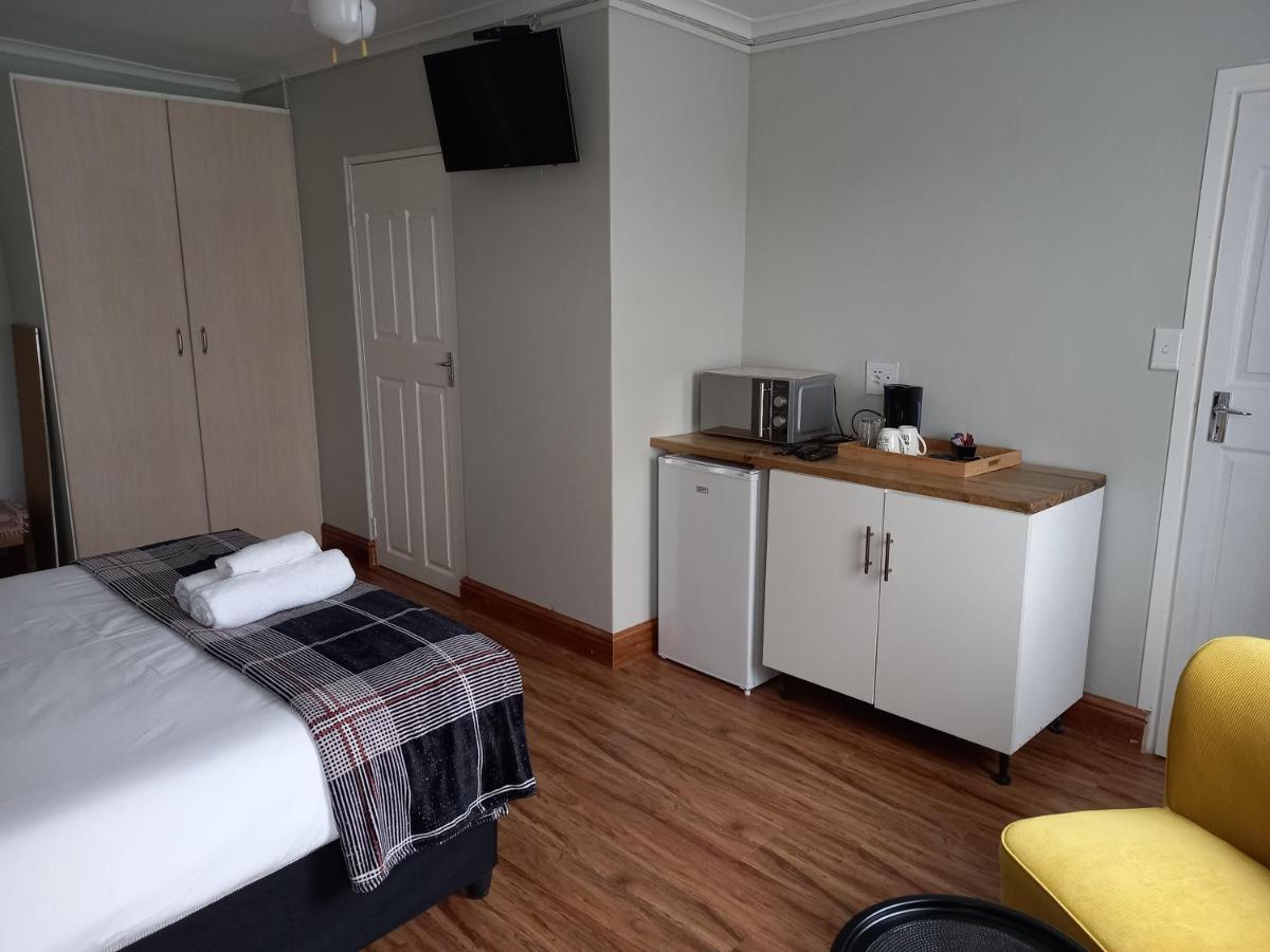 Friendz Guesthouse كنيسنا المظهر الخارجي الصورة