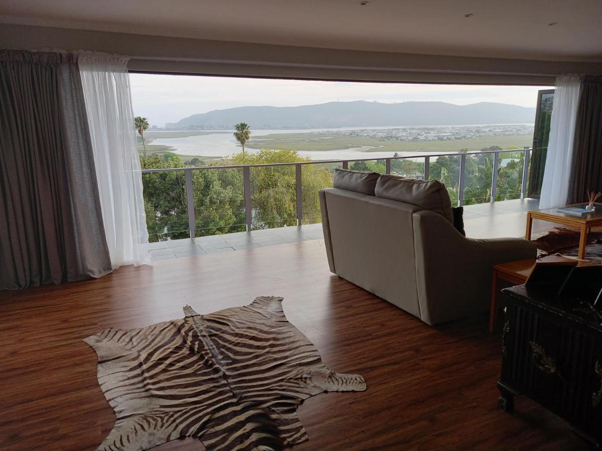 Friendz Guesthouse كنيسنا المظهر الخارجي الصورة