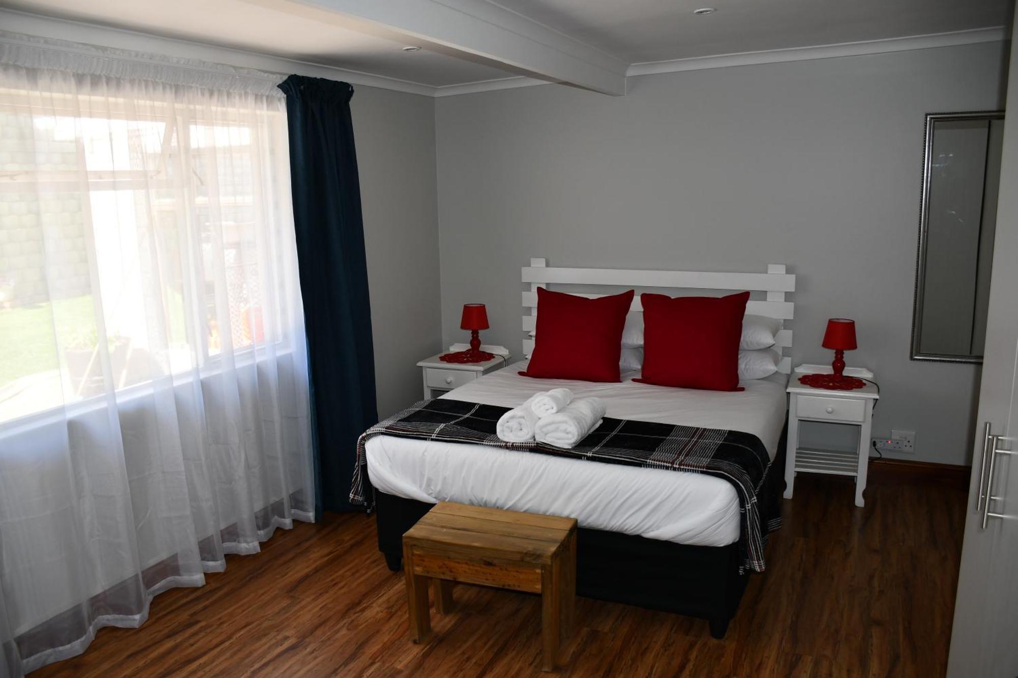 Friendz Guesthouse كنيسنا الغرفة الصورة